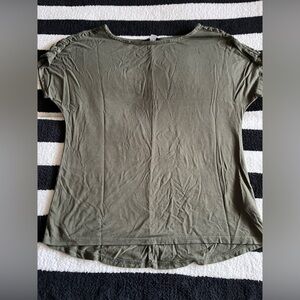 olive green basic short sleeve top